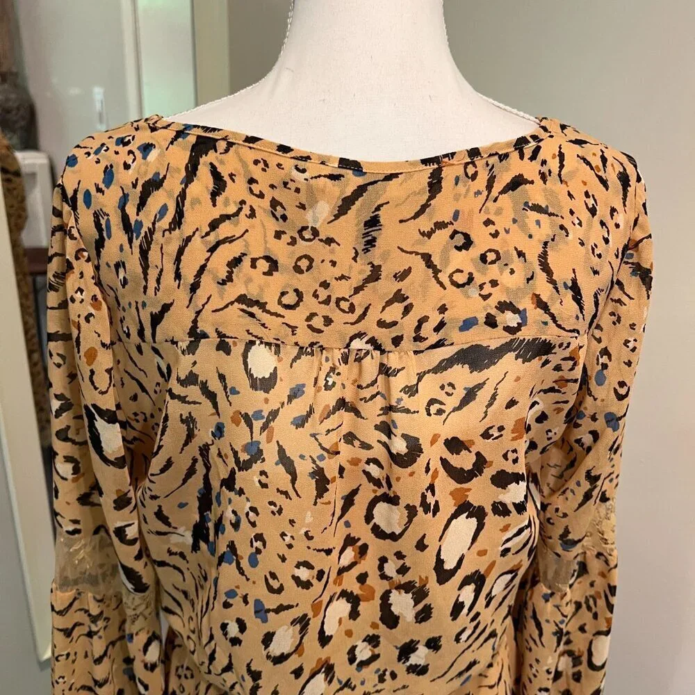 WHBM Long Sleeve Animal Print Blouson Dress with Lace Trim, Size 6